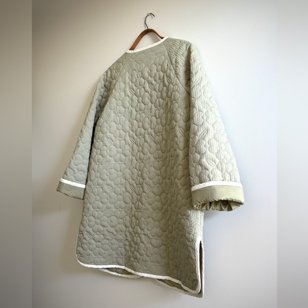 NWT Oddi Frosted Sage Floral Quilted Crewneck Tent Coat Jacket - Picture 7 of 9